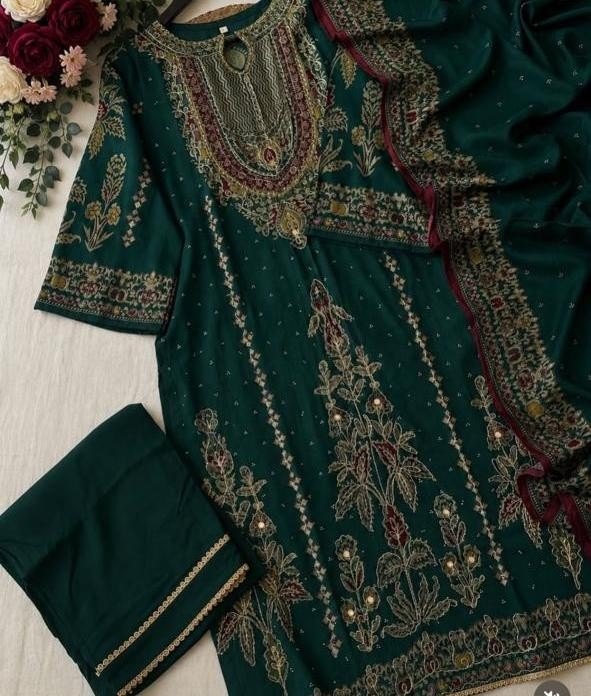 KT - 356 A B C PURE VISCOSE MUSLIN DIGITAL PRINT AND AARI WORK WITH DIAMOND BY PAKISTANI SUIT 
