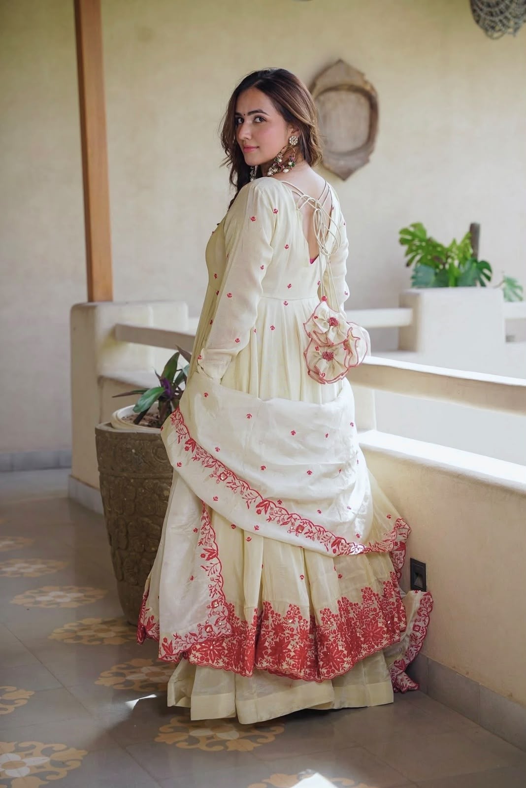 SRK-5360 - DIAMOND SILK WITH EMBROIDERY WORK BY NAIRA SUIT AND KURTI 
