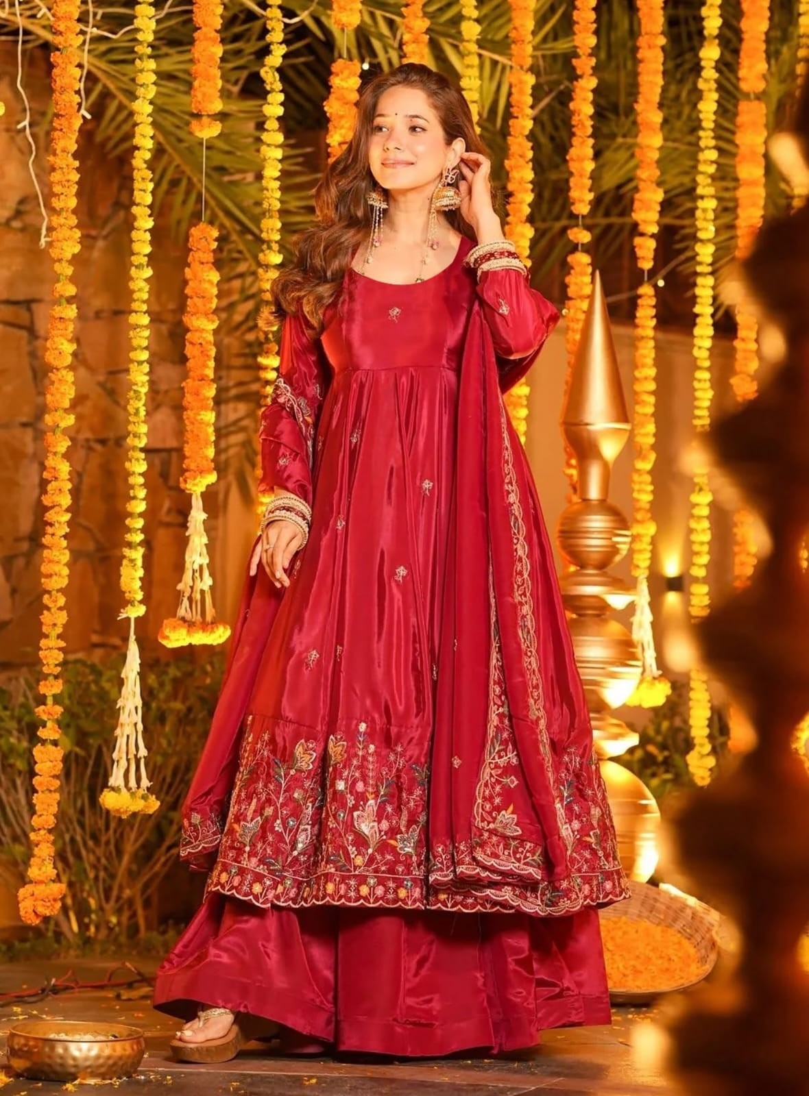 PINK KARNIVAL SUIT - HEAVY FRENCH CRAPE WORK PREMIUM FLORAL MOTIF THREAD EMBROIDERY WORK BY PARTY WEAR SUIT COLLECTION 