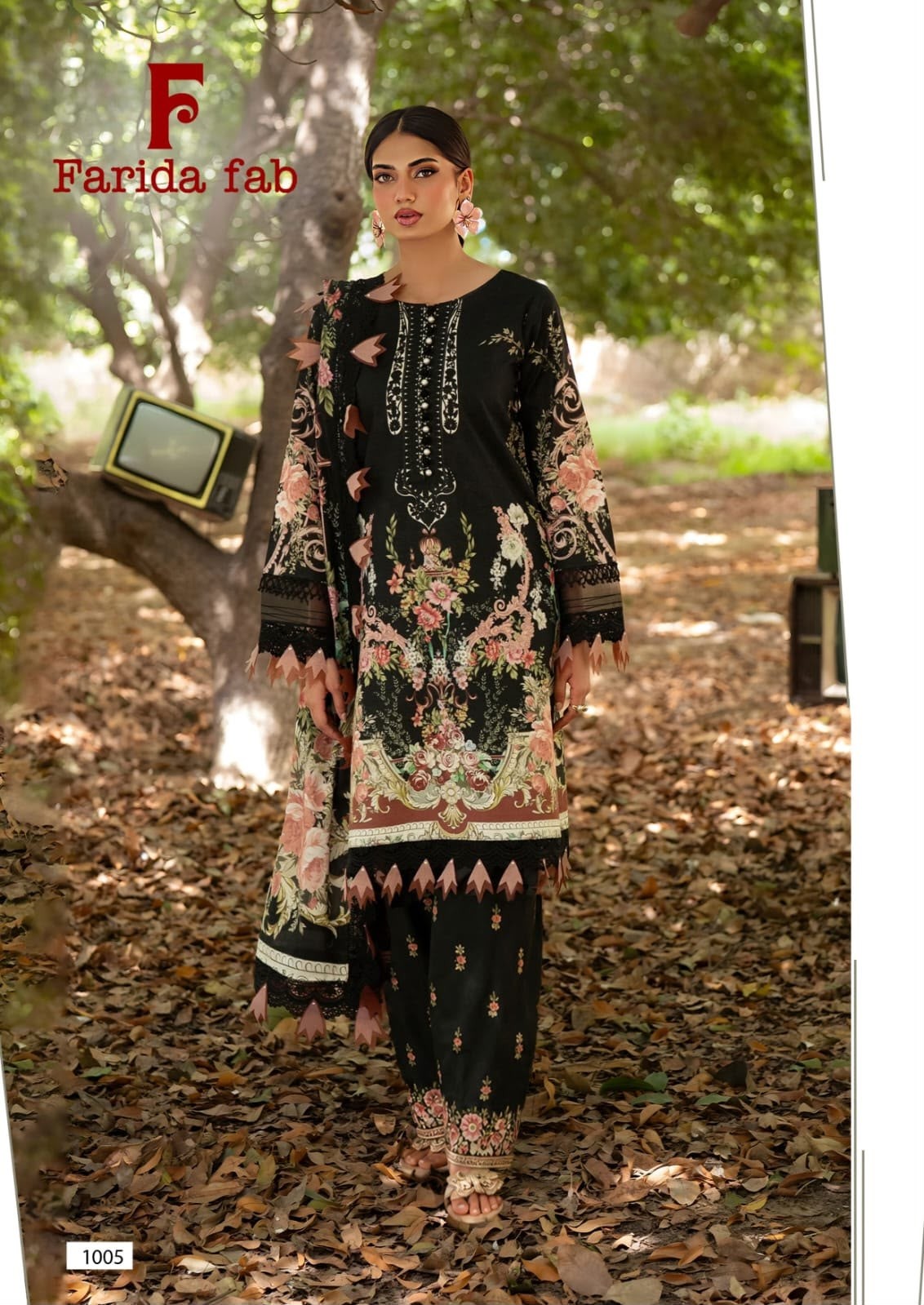 Queens Court by FARIDA FAB - 100% Pure Lawn Cotton Printed Suit (Set of 6 Pcs)