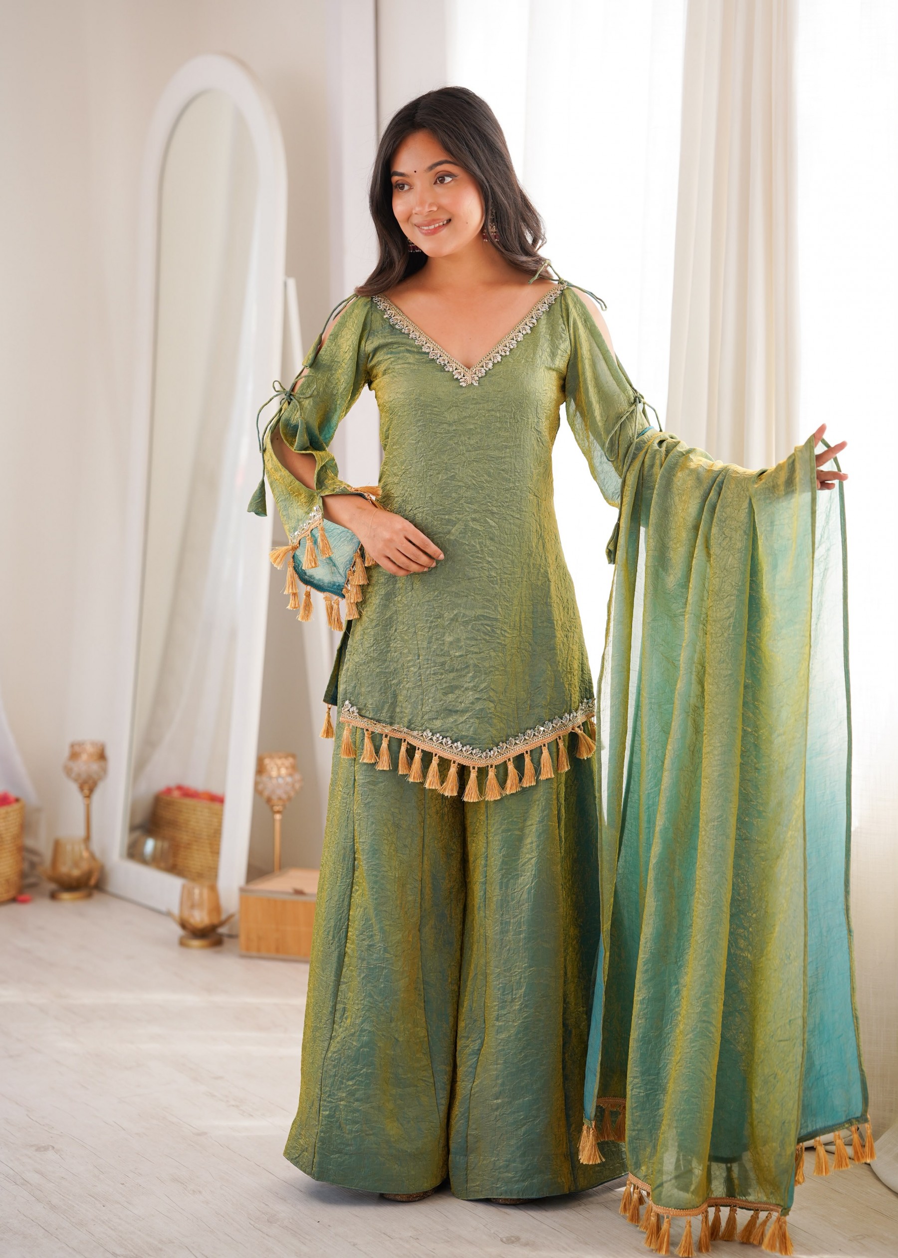 Women’s Doremon Crush Mirror Work Kurta Palazzo with Dupatta Set – SRK-5357 Pakistani Sharara Single Wholesale Price 