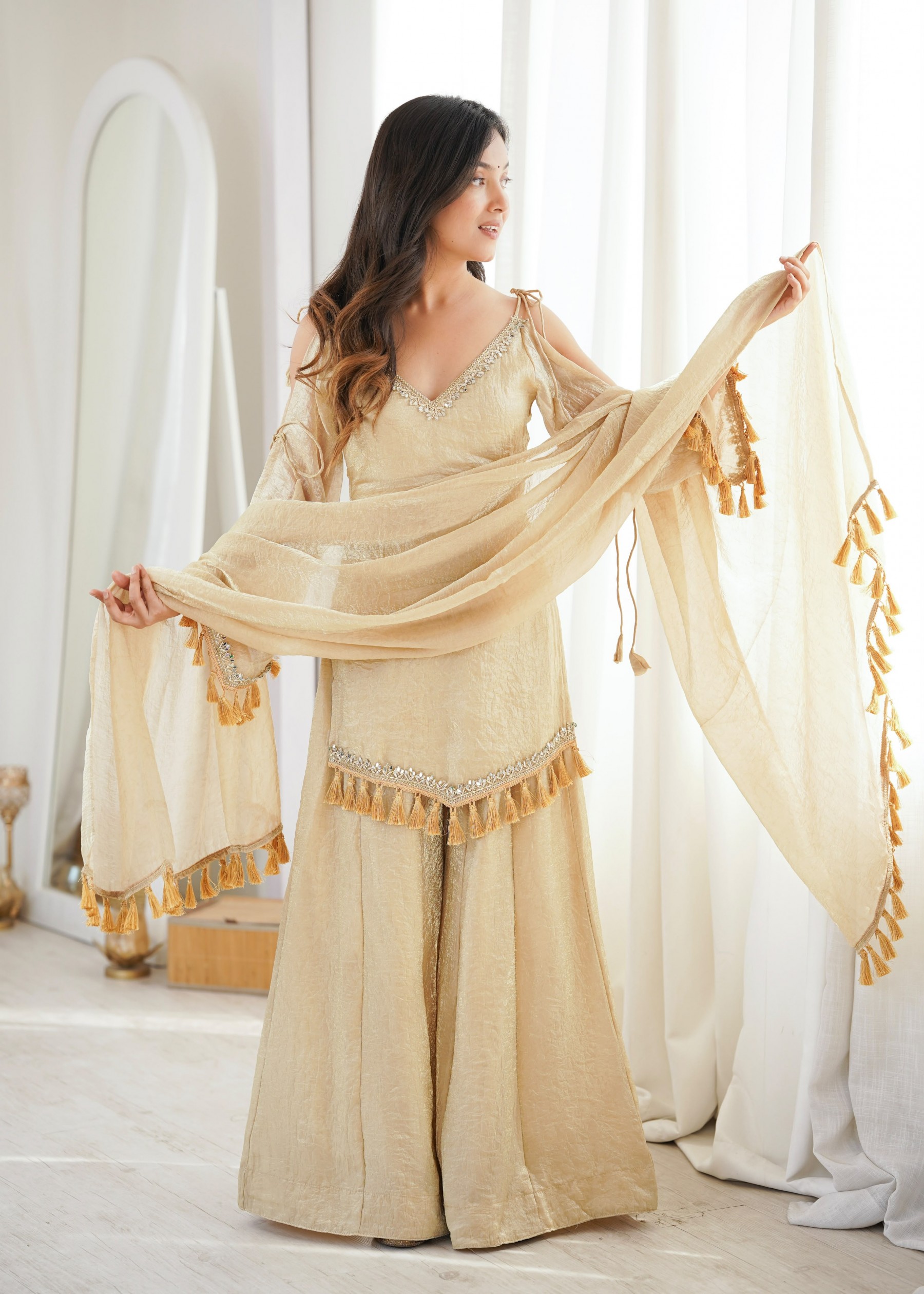 Women’s Doremon Crush Mirror Work Kurta Palazzo with Dupatta Set – SRK-5357 Pakistani Sharara Single Wholesale Price 