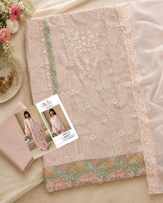 MARIA B Catalogue D.No. 5418 – Pure Cambric Cotton Embroidered Pakistani Suit Single & Wholesale price 