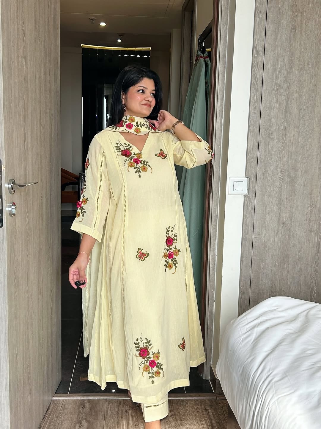 LG-2152 | Air Tex Chinon | Embroidery & Patch Work | Cut Work Dupatta | M-XXL | Ready to Dispatch