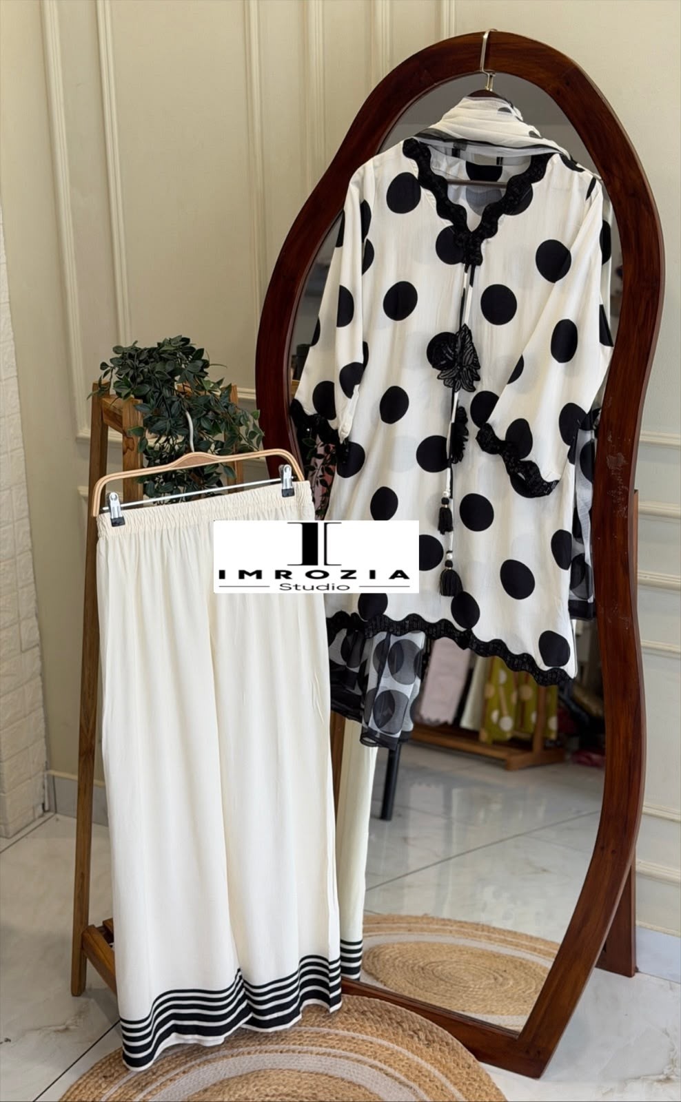 Imrozia Studio 503 Satin Polka Dot Suit Set
