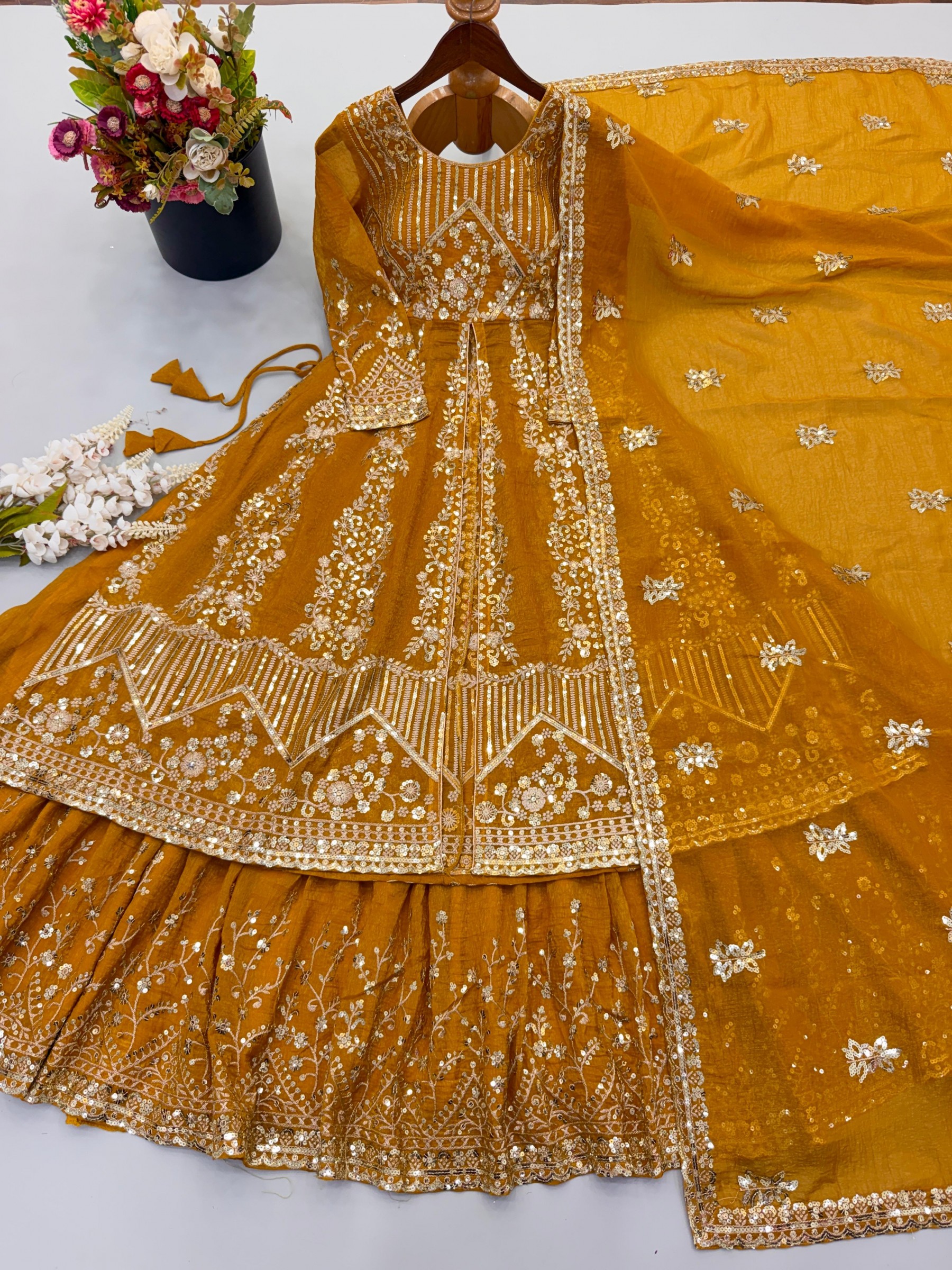 SR-1681 | Premium Designer Collection | A-One Quality