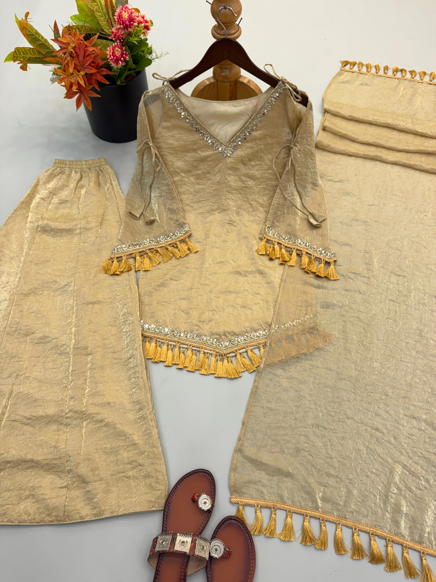 SRK-5357 | Premium Quality | Mirror Work | Ready to Wear