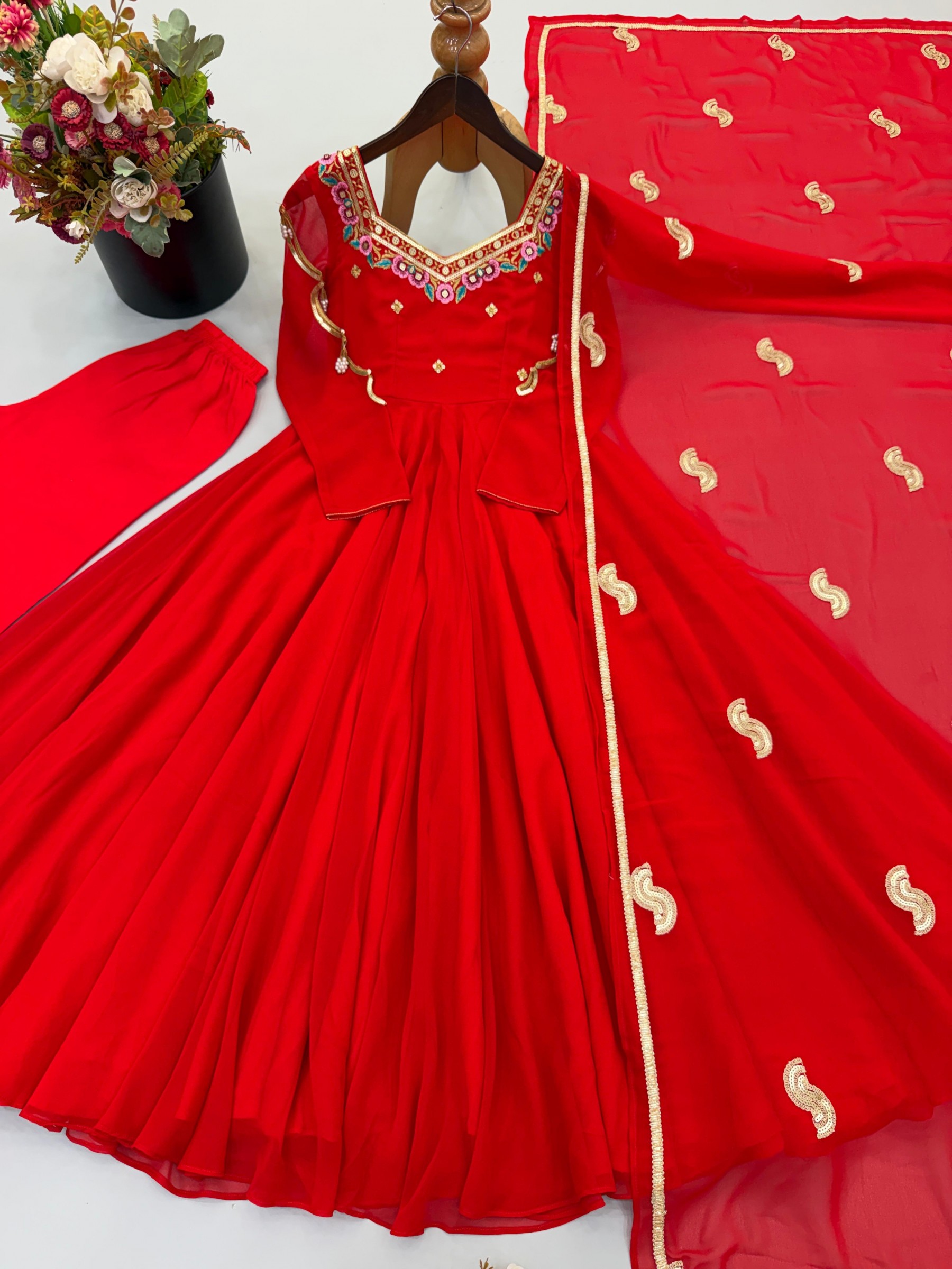 SRK-5363 | 7 Mtr Flared Gown | Embroidery & Sequence Work