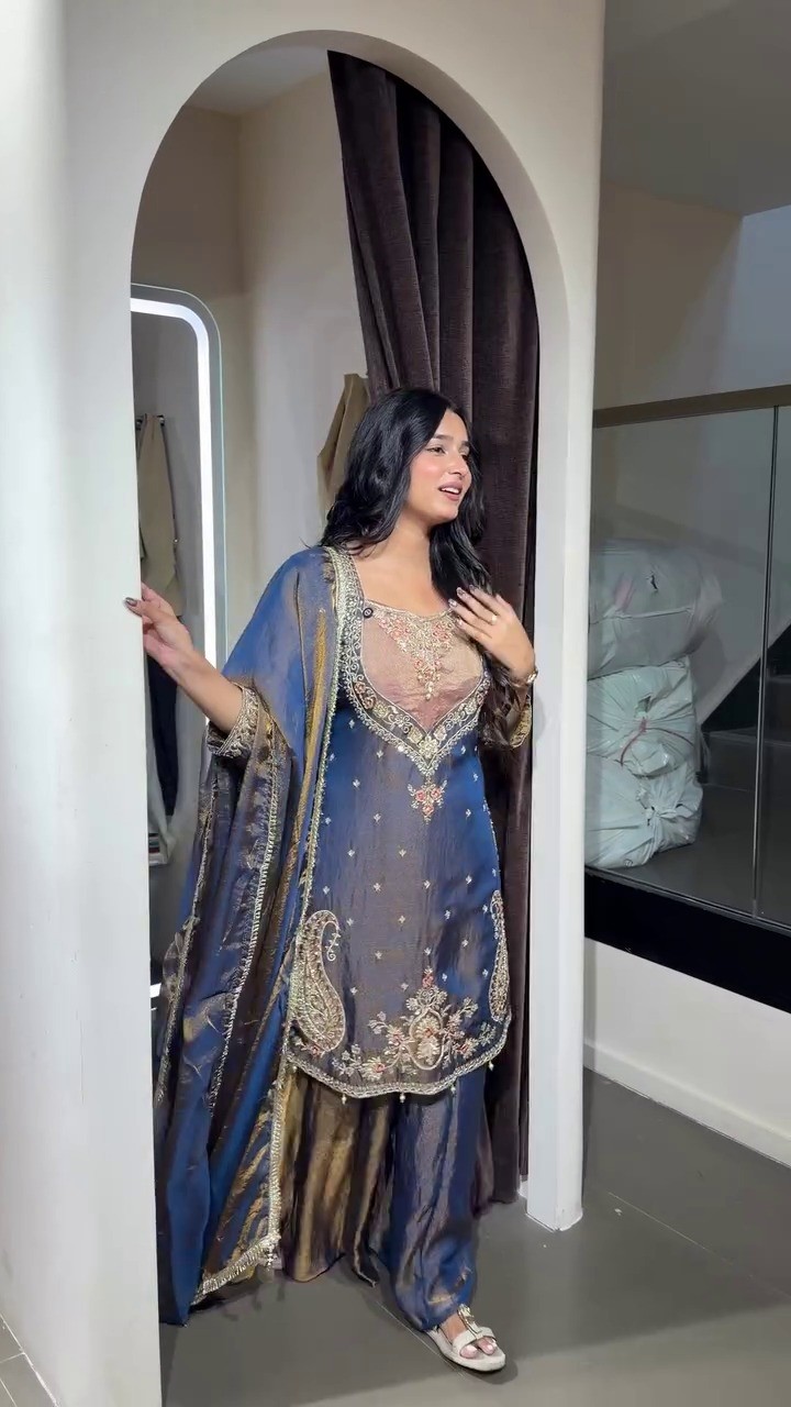 ASTHA COLLECTION – AC-7119