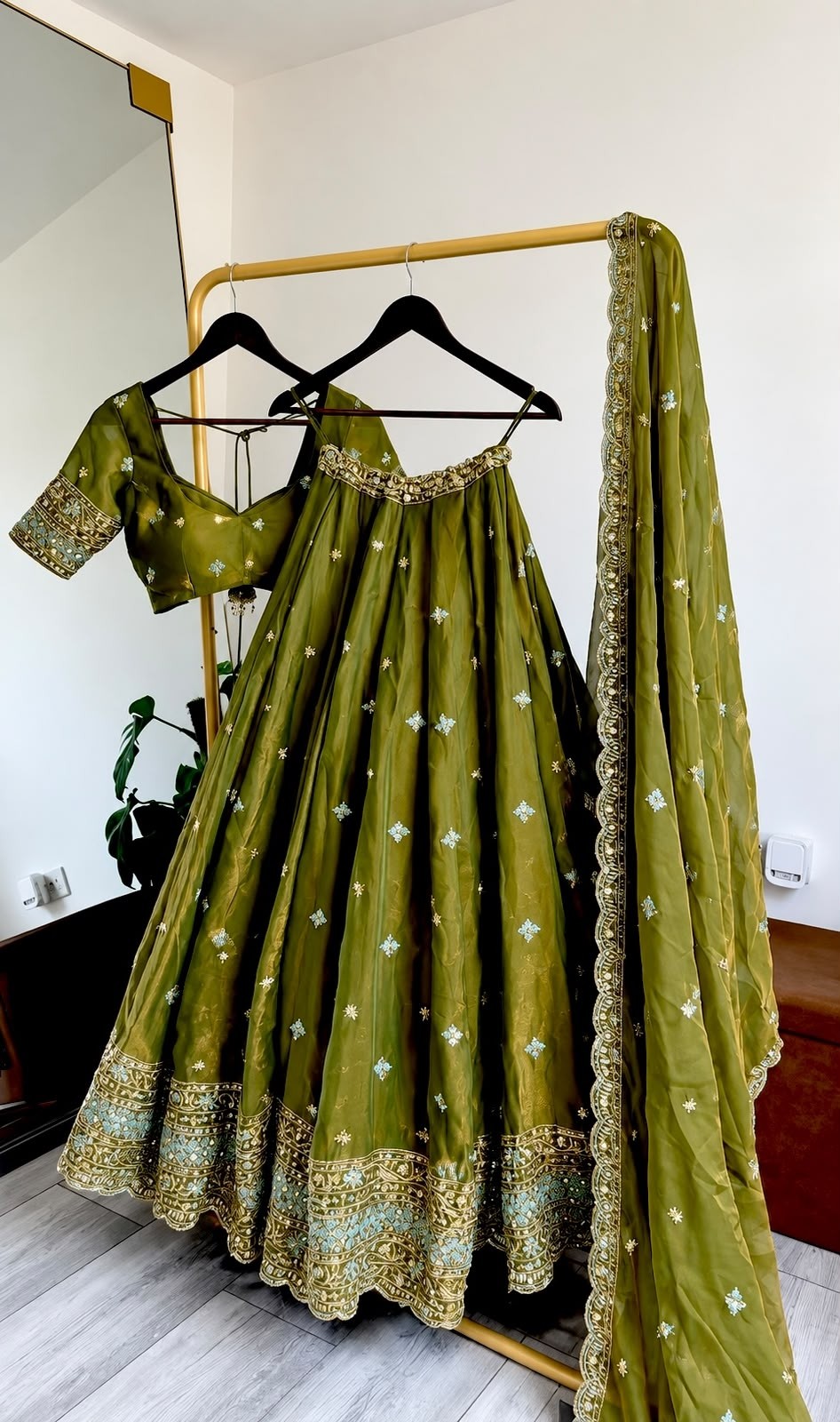 WW-1287 | Pure Fendy Silk Designer Lehenga