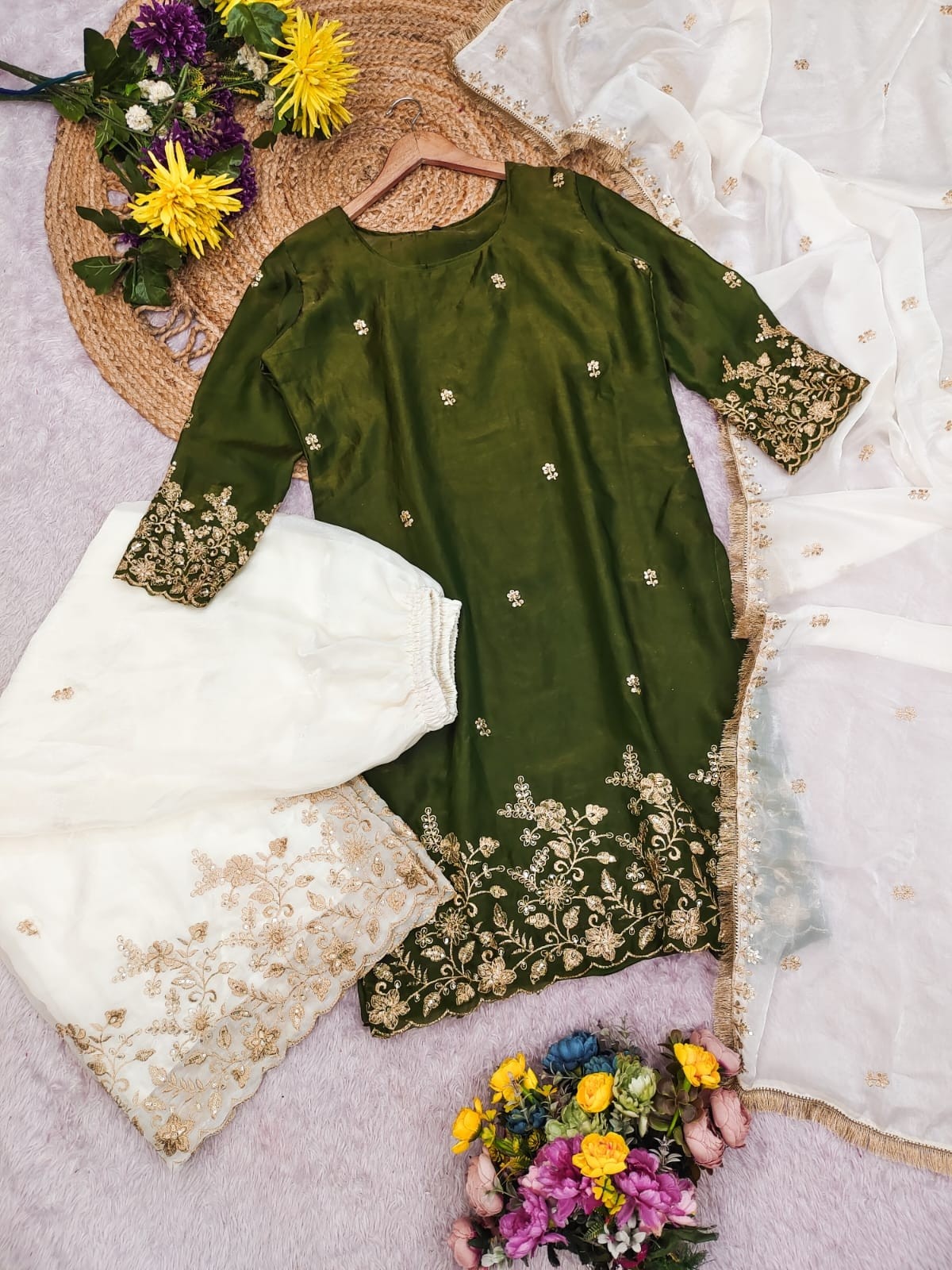 D-101 | Fendy Satin Sequence & Jari Embroidered Sarara Suit