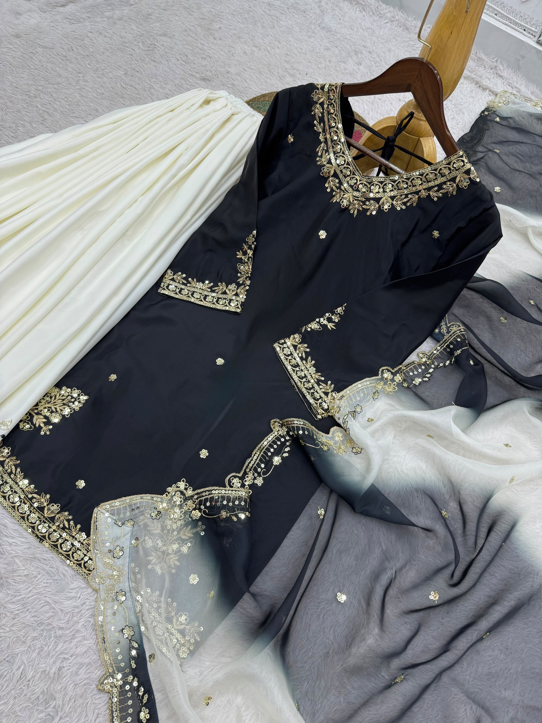 JL-1041 Premium French Crepe 5mm Sequin Embroidered Set