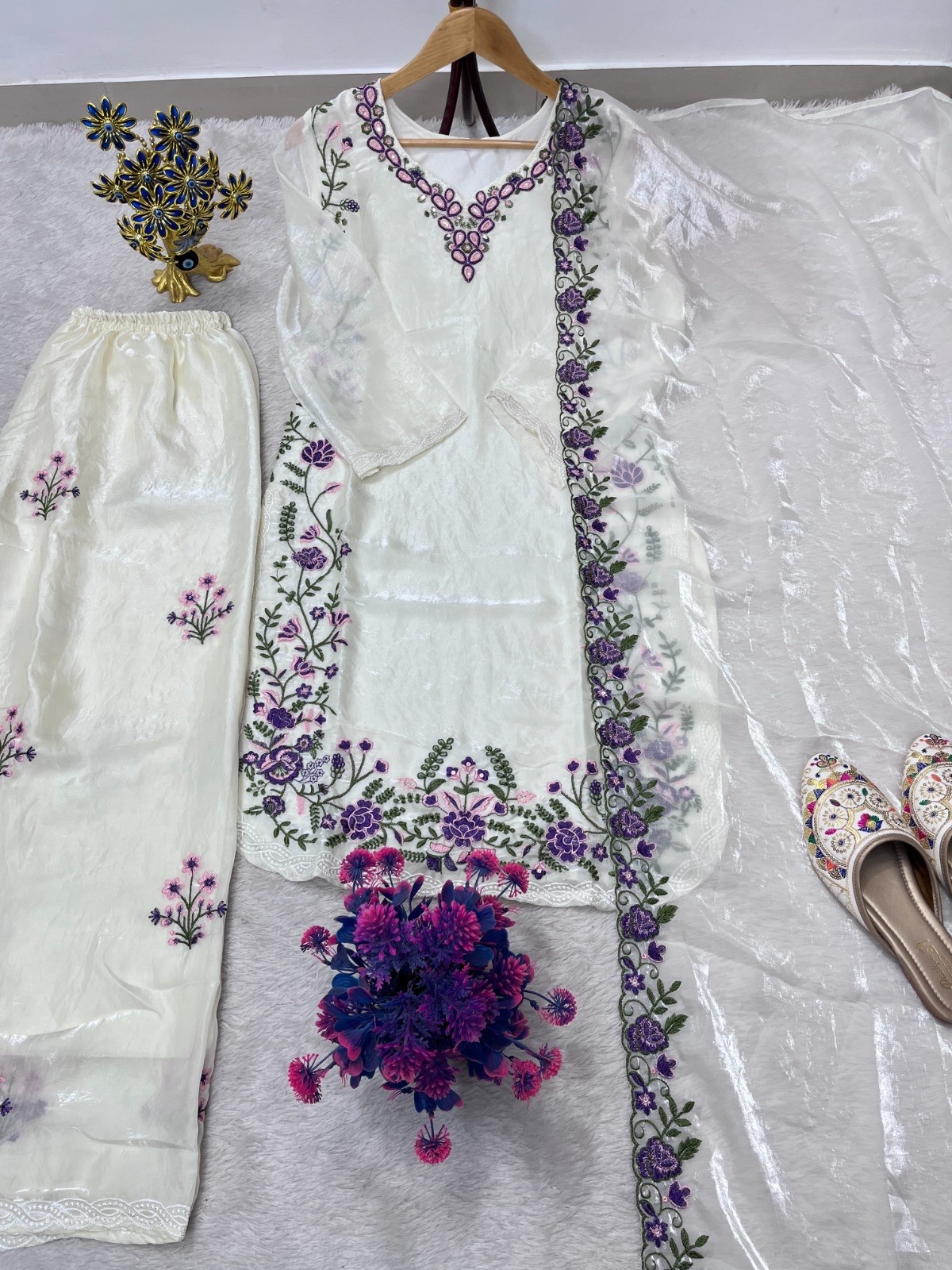 AC-7113 Premium Fendy Heavy Embroidered Designer Set