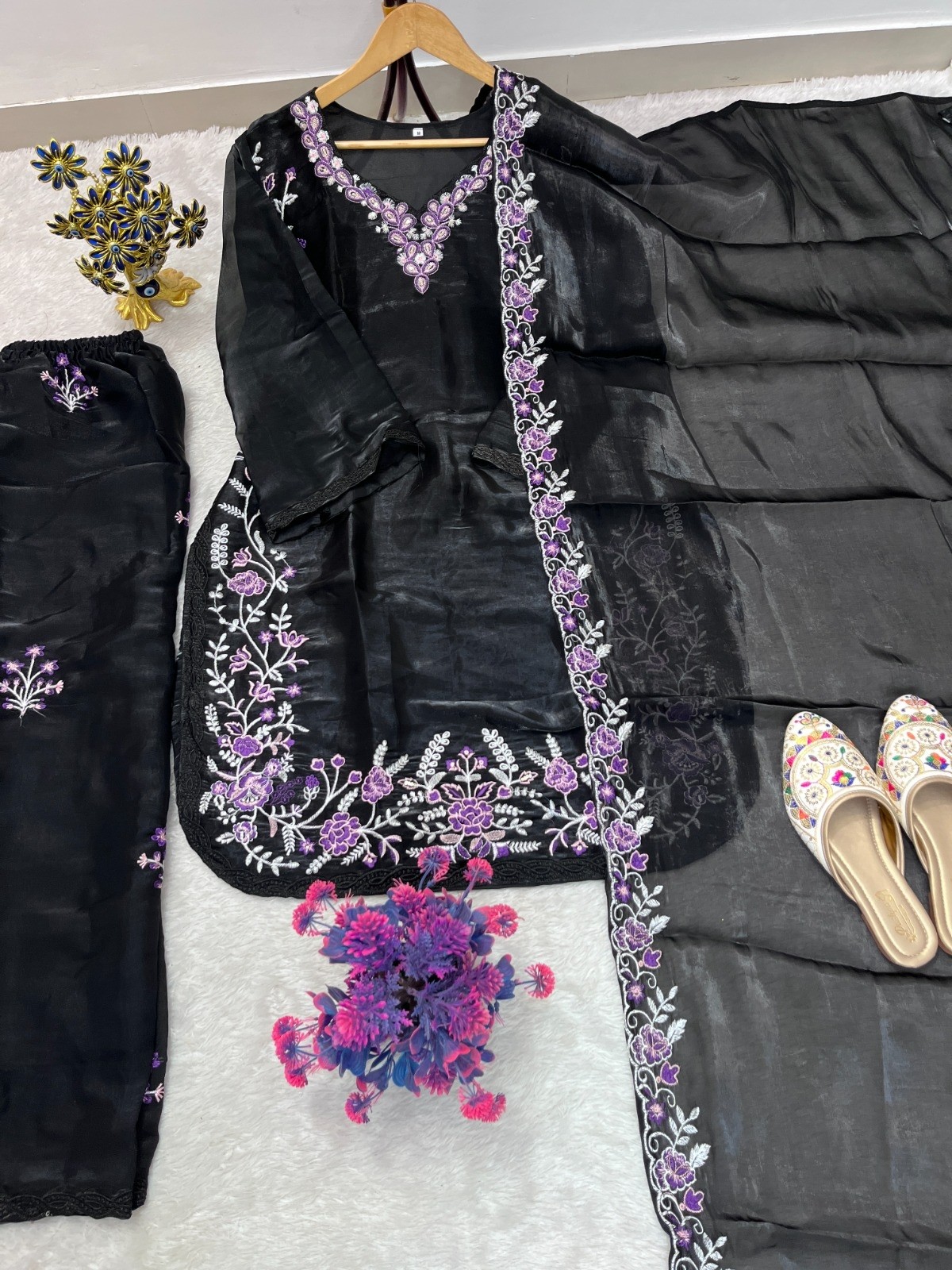 AC-7113 Premium Fendy Heavy Embroidered Designer Set