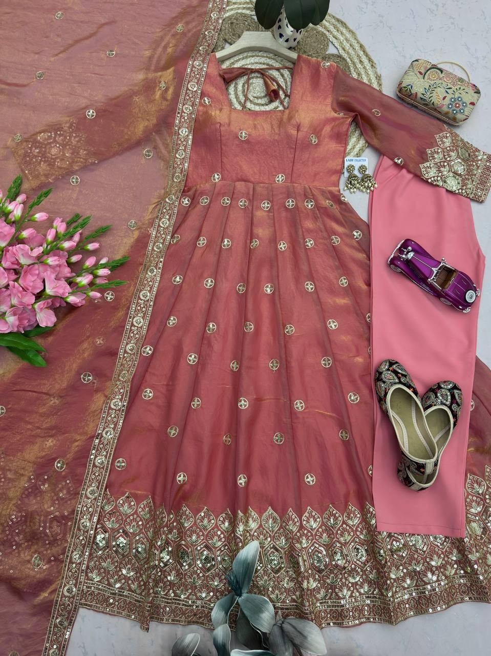 SSC-724 | Heavy Fandy Silk Embroidered Gown Set