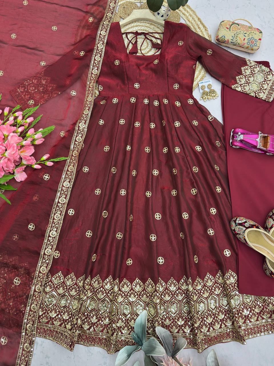 SSC-724 | Heavy Fandy Silk Embroidered Gown Set