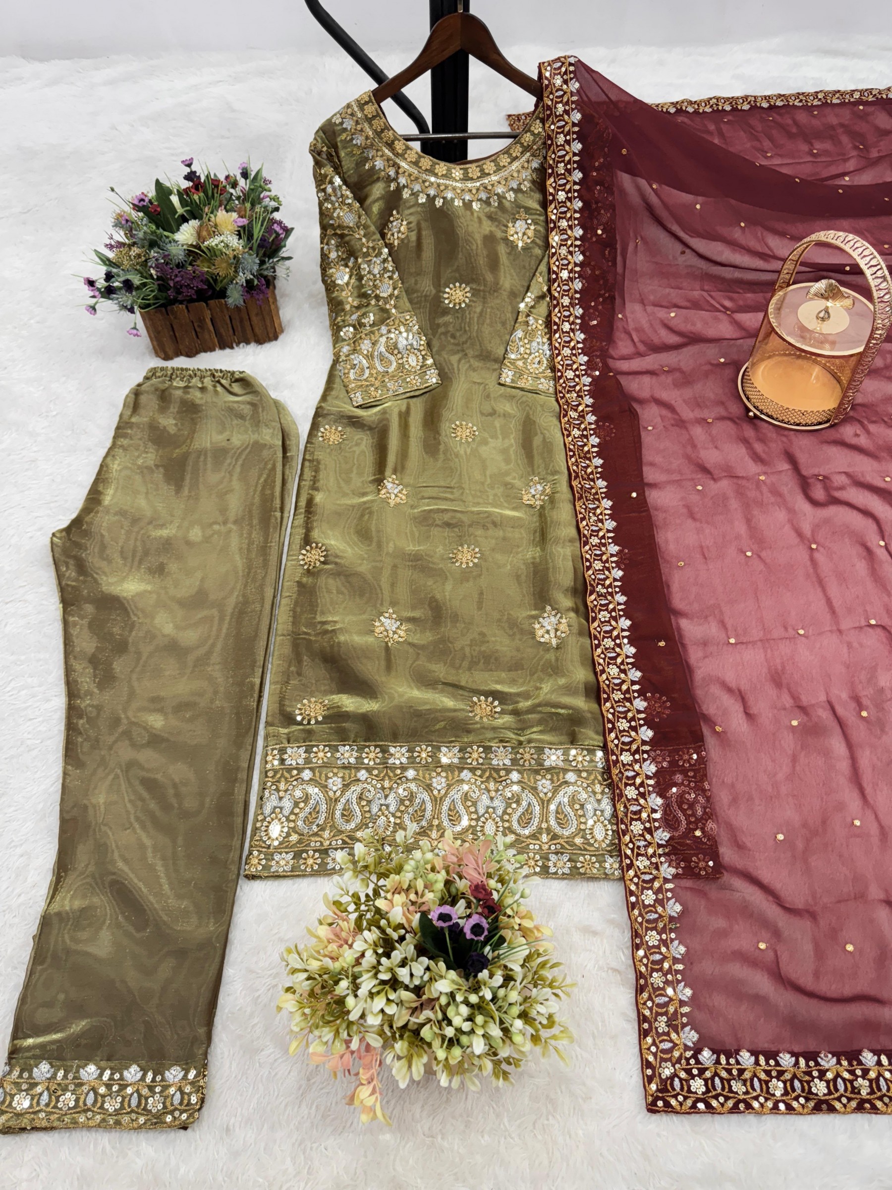 JD-516 | Heavy GMY Silk Ready-to-Wear Designer Collection