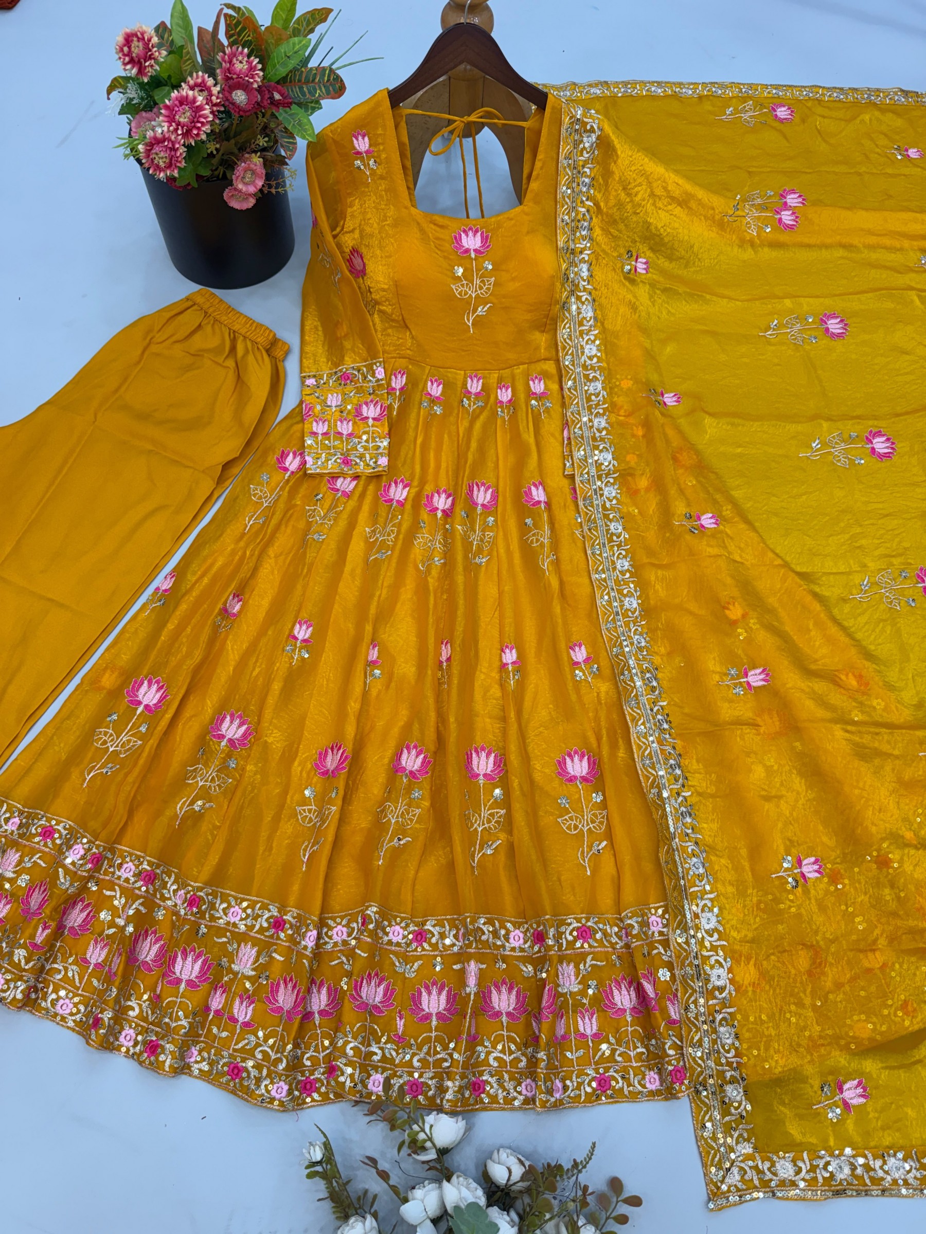 SR-1724 | Fendy Silk Festive Designer Gown Collection