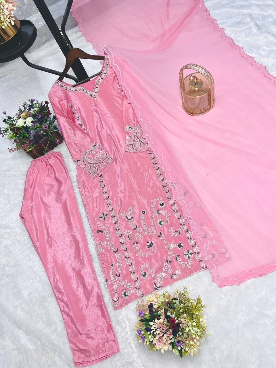 JD-569 Pure Chinon Silk Embroidered Traditional Collection