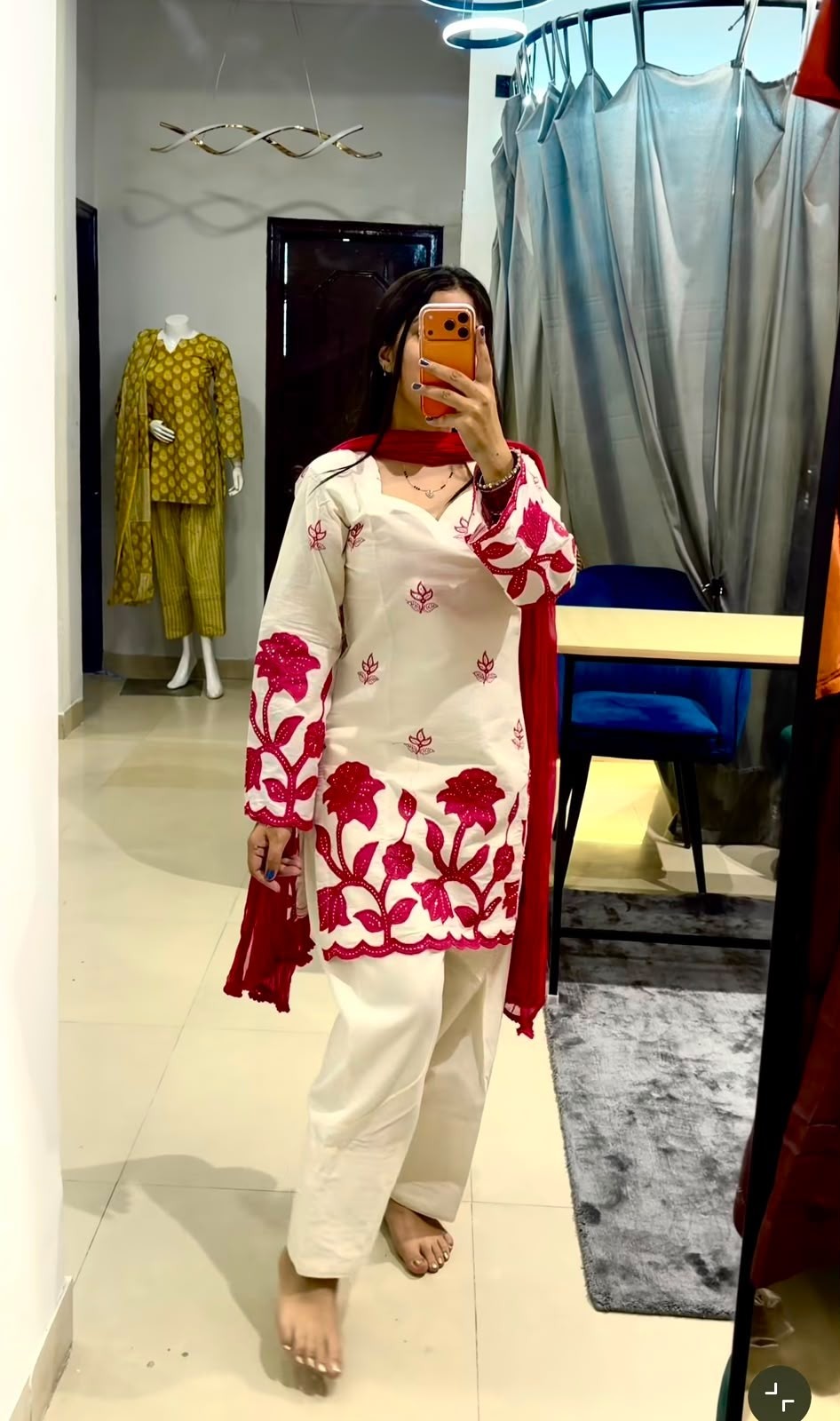 FD-814 Slub Rayon Cotton Embroidered Farshi Designer Suit