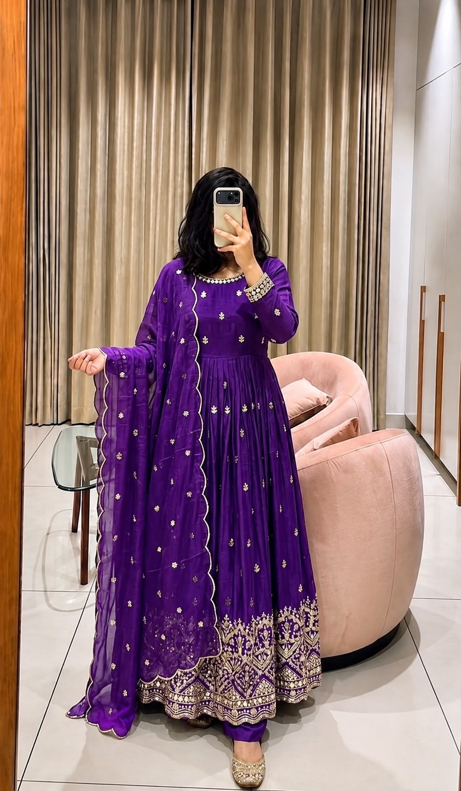 FD-8057 | Pure Chinon Silk 5mm Sequence & Real Mirror Work Gown