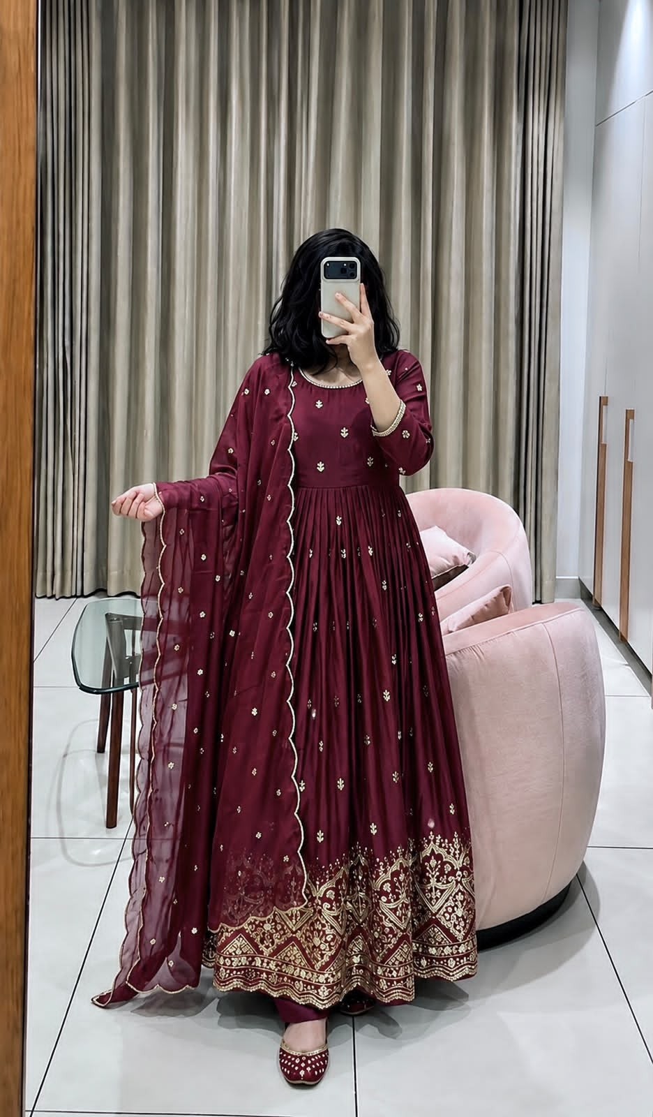 FD-8057 | Pure Chinon Silk 5mm Sequence & Real Mirror Work Gown