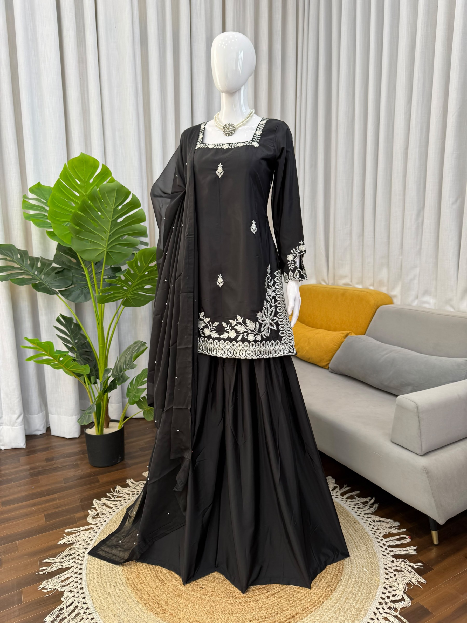 KD-1578 | Heavy Natural Crepe Thread & Sequence Designer Palazzo Set