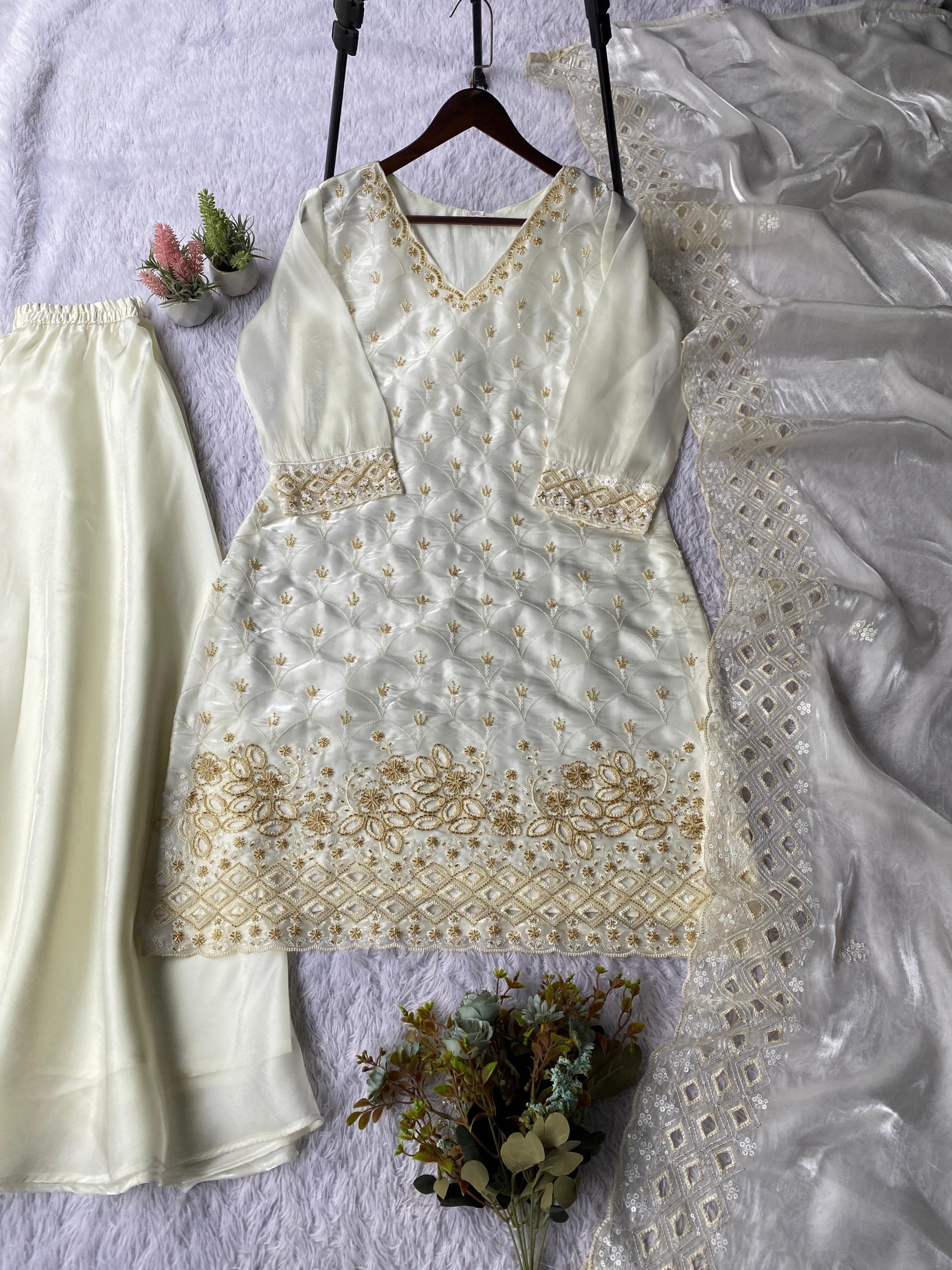 LOOMEERA | LM-17 | Fendy Beads & Sequence Designer Palazzo Collection