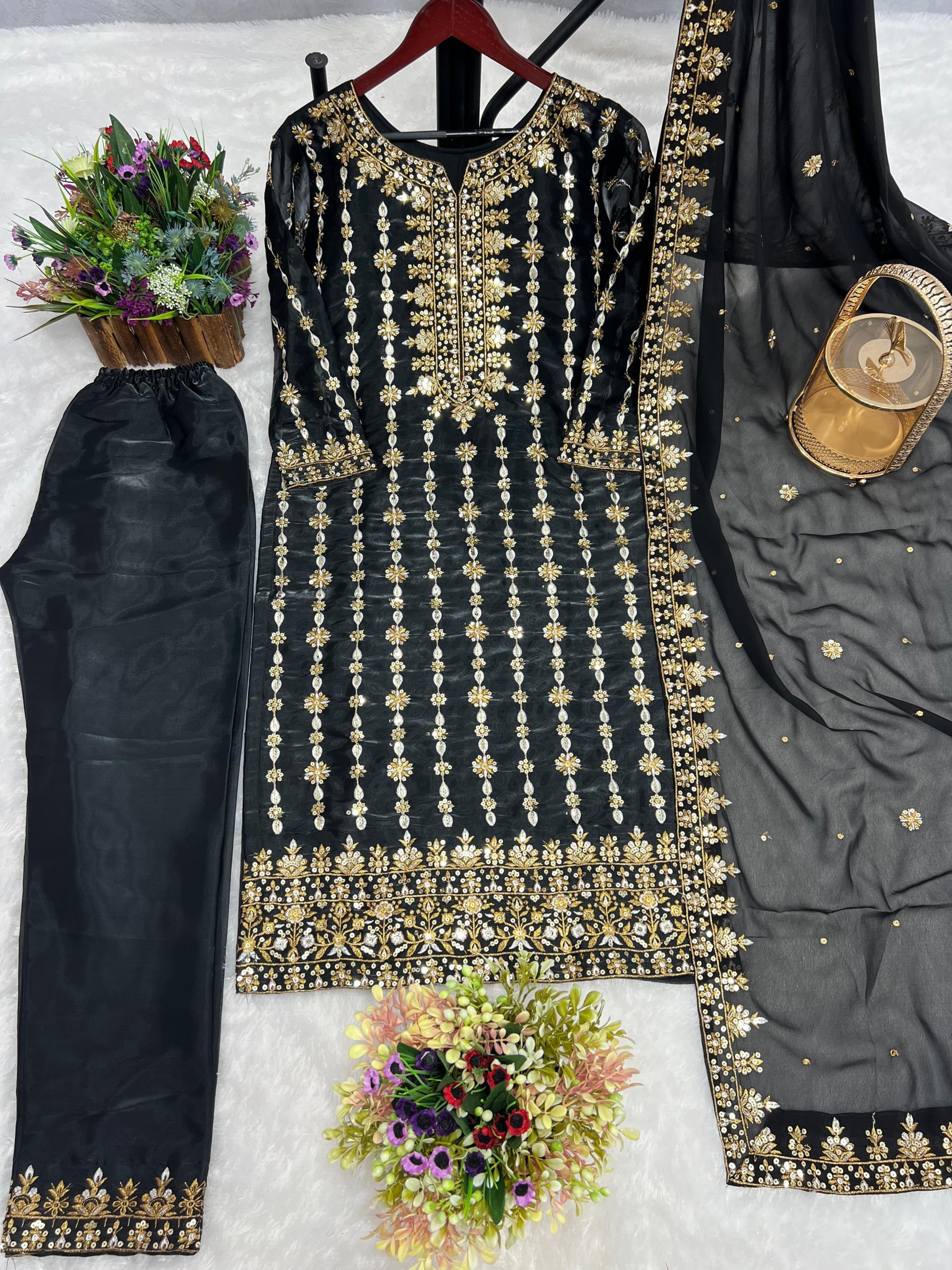 JD-552 | Traditional Collection | Jimmy Chu Silk Embroidered Kurti Set
