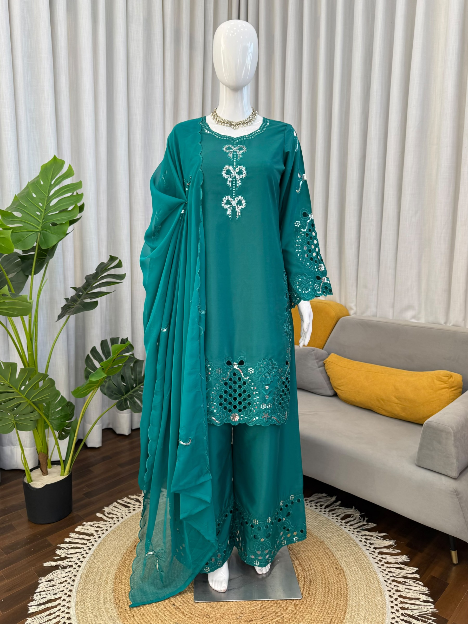 KD-1603 | Natural Crepe Silk Thread Work Designer Palazzo Collection