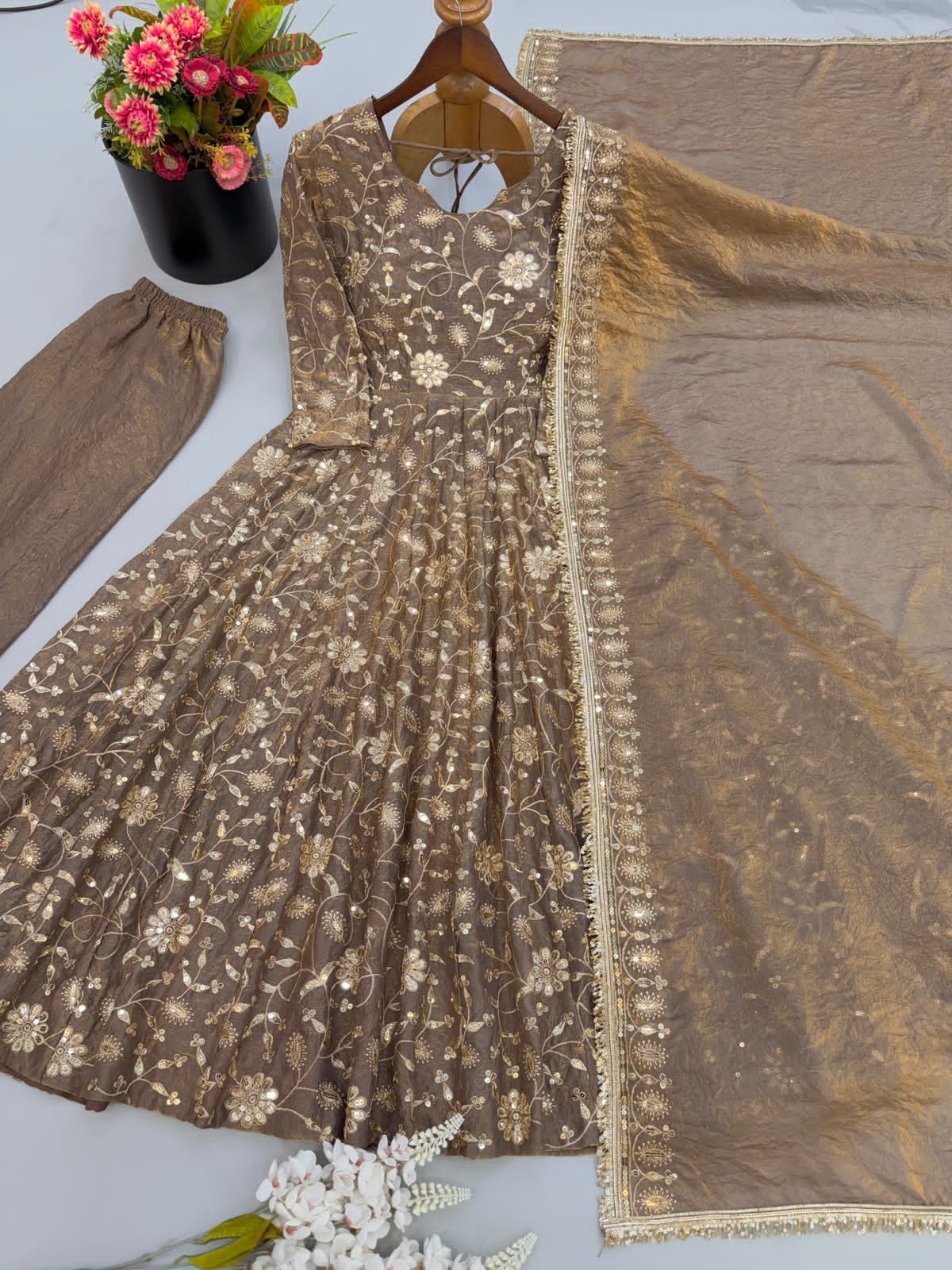 SR-1726 | Fendy Crush Heavy Embroidered Designer Gown Collection