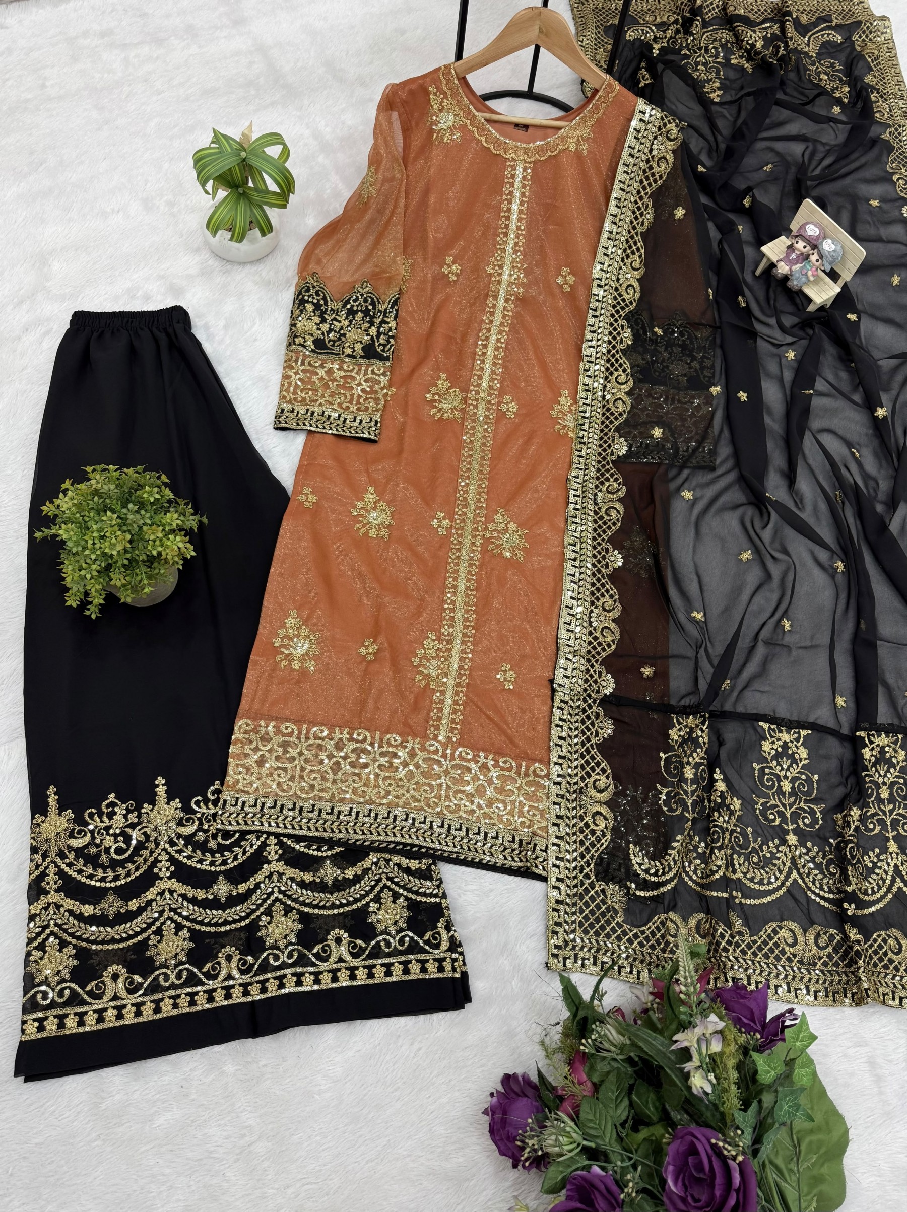 ST-1161 HEAVY EMBROIDERY WORK IN PAKISTANI COLLECTION