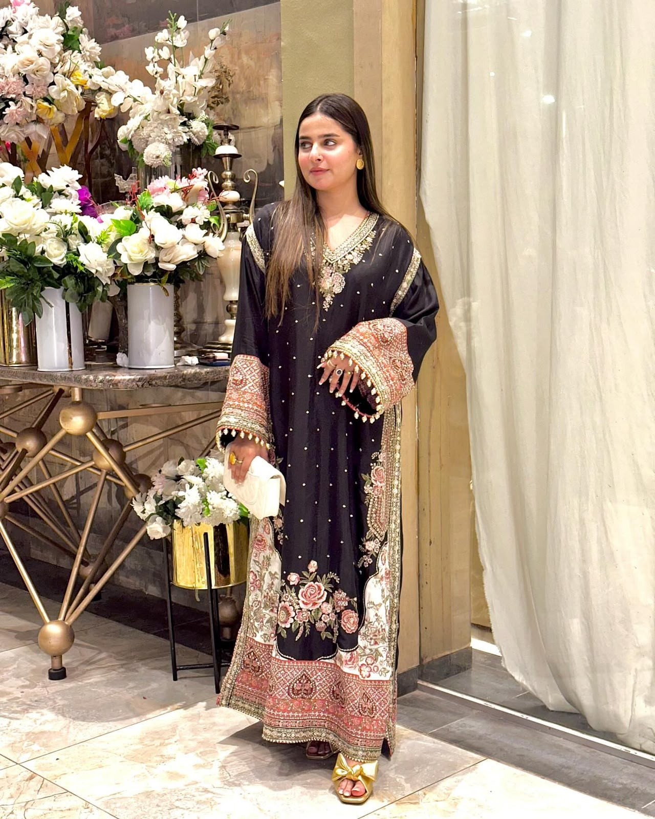 LG-2144 | Pakistani Star Silk Designer Set
