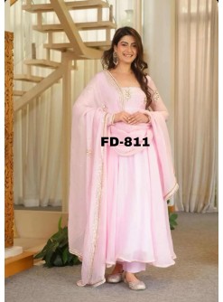 Trending Designer Gown Set