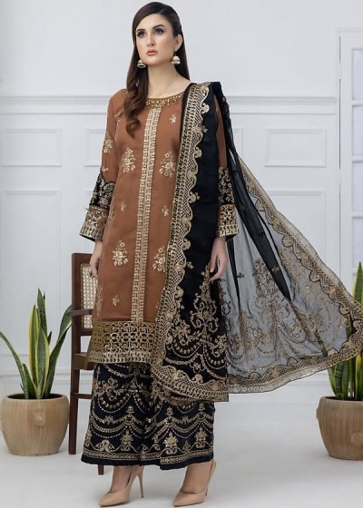 ST-1161 HEAVY EMBROIDERY WORK IN PAKISTANI COLLECTION